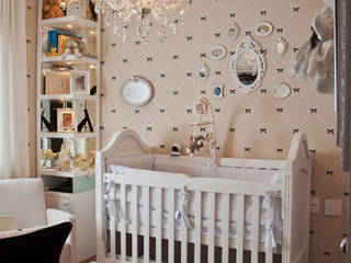 Quarto Bebê Chanel, Leticia Sá Arquitetos Leticia Sá Arquitetos Nursery/kid’s room