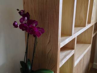 Ash bookcase, David Holliday Kitchens David Holliday Kitchens Salas multimedia modernas