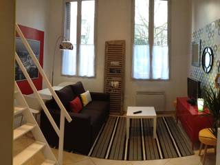 Studio 22 m² aménagé pour de la location hebdomadaire, ça sera chez moi ! ça sera chez moi ! Eclectic style living room
