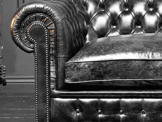 SOFA Chesterfield , SILLABARCELONA SILLABARCELONA Soggiorno in stile industriale