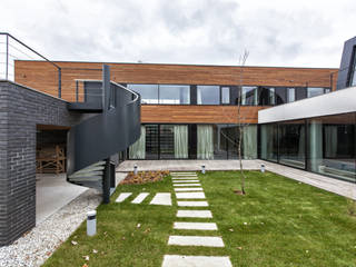 Дом #2, DK architects DK architects 現代房屋設計點子、靈感 & 圖片