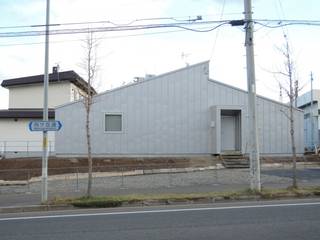 向ヶ丘通りの家 House in mukogaokadori, 一級建築士事務所 アーカイヴ 一級建築士事務所 アーカイヴ บ้านและที่อยู่อาศัย