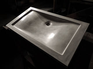 Concrete Wave Sink , Forma Studios Forma Studios Minimalist bathroom
