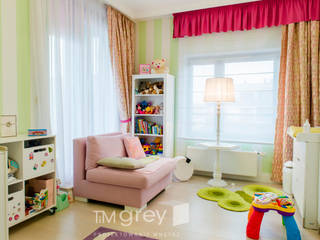 NY Style Apartment , TiM Grey Interior Design TiM Grey Interior Design Classic style nursery/kids room