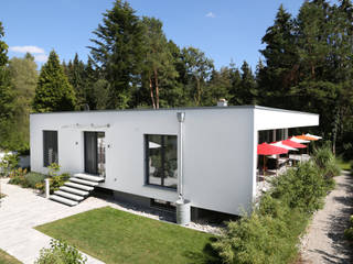 Puristisch und stylish: Bauhaus Villa in München , 2P-raum® Architekten 2P-raum® Architekten Minimalistische huizen