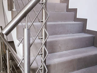 Realizacja Balustrady 4, Armet Armet Classic style corridor, hallway and stairs