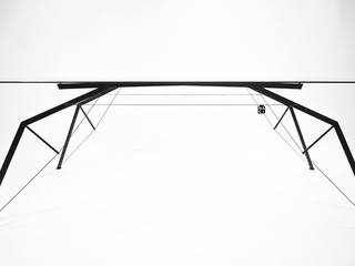 NAGI Dining Table Araña, NAGI NAGI Comedores de estilo minimalista