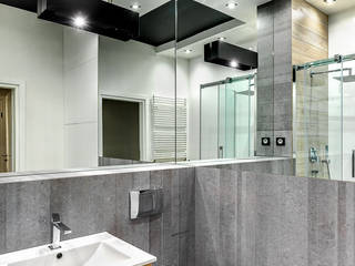 Bliźniacze lustrzane łazienki, COCO Pracownia projektowania wnętrz COCO Pracownia projektowania wnętrz Minimalist style bathroom