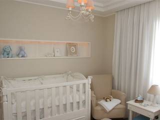 Quarto bebê, Asenne Arquitetura Asenne Arquitetura Classic style nursery/kids room