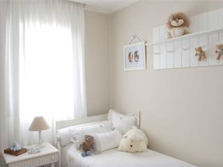 Quarto bebê, Asenne Arquitetura Asenne Arquitetura Classic style nursery/kids room