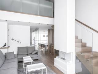 Ático en Valencia Hernández Arquitectos Salones de estilo minimalista