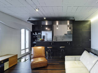 Reforma de apartamento en dos plantas, A Estrada, Pontevedra, Ameneiros Rey | HH arquitectos Ameneiros Rey | HH arquitectos Ruang Keluarga Minimalis