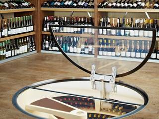 NOWE OKRĄGŁE DRZWI BEZRAMOWE, PIWNICA na WINO PIWNICA na WINO Classic style wine cellar