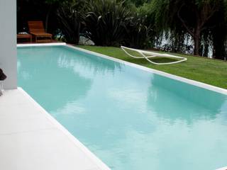 Sobre la casa. , PARQUEARTE Piscinas como iconos de diseño. PARQUEARTE Piscinas como iconos de diseño. Minimalistische zwembaden