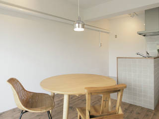 平塚の家, SWITCH&Co. SWITCH&Co. Rustic style dining room