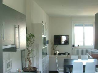 Casa L, gk architetti (Carlo Andrea Gorelli+Keiko Kondo) gk architetti (Carlo Andrea Gorelli+Keiko Kondo) Modern living room