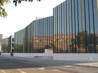 Escuela de Arte, ARQUITECTOS SICILIA Y ASOCIADOS ARQUITECTOS SICILIA Y ASOCIADOS Espacios comerciales