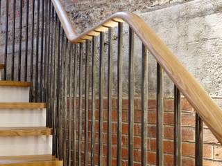 Piccadilly Lofts Staircase, York, Bisca Staircases Bisca Staircases Industrialny korytarz, przedpokój i schody