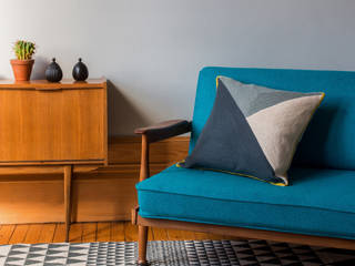 Cushions, Niki Jones Niki Jones Ruang Keluarga Minimalis