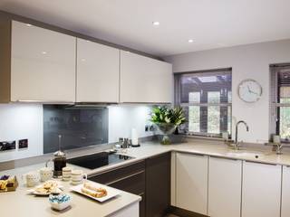 Mr & Mrs F, Kitchen - Woking, Surrey, Raycross Interiors Raycross Interiors Modern Kitchen