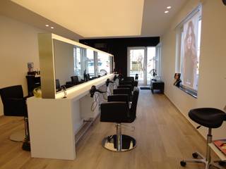 SYLVIE'S HAIRDESIGN / Ingelmunster / Architect: Charlotte Verhelst, MONAVISA bvba MONAVISA bvba Commercial spaces