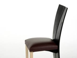 Monks Chair, Brocklehurst Furniture Brocklehurst Furniture モダンデザインの ダイニング
