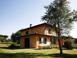 Villa Via Sbarra, Studio Tecnico Fanucchi Studio Tecnico Fanucchi Klasyczne domy
