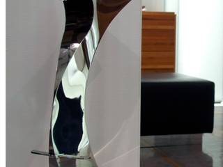 Silhouette, Stefano Grecchi INOX DESIGN Stefano Grecchi INOX DESIGN Вітальня