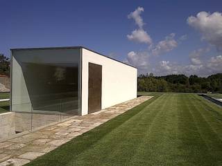 PORTO BOAVISTA, OKULTUS OKULTUS Minimalistische Fenster & Türen