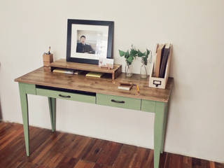 Olive green desk, Design-namu Design-namu Wiejskie domowe biuro i gabinet