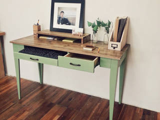 Olive green desk, Design-namu Design-namu Country style study/office Desks