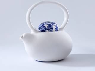 Blue Belly Tea Story, Royal Delft Royal Delft クラシックデザインの ダイニング