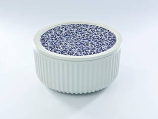 Blue Collar Bowls, Royal Delft Royal Delft クラシックデザインの ダイニング