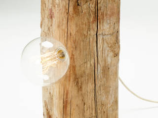 Bulb Lamp, Juan Ruiz-Rivas Estudio Juan Ruiz-Rivas Estudio Rustic style houses