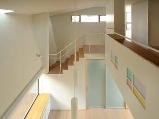 house Y, フカサワマサキ建築事務所 フカサワマサキ建築事務所 Modern Corridor, Hallway and Staircase