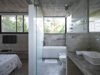 WEIN HOUSE Besonías Almeida arquitectos Modern bathroom