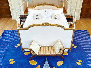 Deirdre Dyson BUTTERFLY rug collection , Deirdre Dyson Carpets Ltd Deirdre Dyson Carpets Ltd Dormitorios de estilo clásico