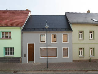 saniertes Stadthaus Taucha - Packbauer Architektur, Bertram Bölkow Fotodesign Bertram Bölkow Fotodesign مساحات تجارية