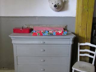 Brocante (baby) commode, antiek en Frans, Were Home Were Home Kamar Bayi/Anak Gaya Rustic