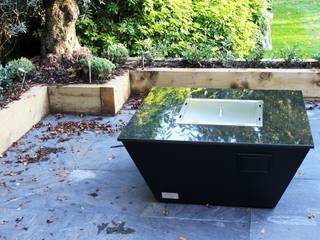 Aztec Gas Fire Table - New Forest, Rivelin Rivelin モダンな庭