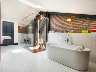 Levent Villa, Udesign Architecture Udesign Architecture Industrial style bathroom