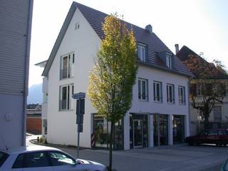 Neubau Wohn-und Geschäftshaus, Freier Architekt Herbert FRANZ Freier Architekt Herbert FRANZ Classic style houses