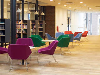 Sessel und Sofas, HELSINKI DESIGN HELSINKI DESIGN Spazi commerciali