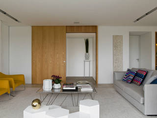 Panamby Apartment, DIEGO REVOLLO ARQUITETURA S/S LTDA. DIEGO REVOLLO ARQUITETURA S/S LTDA. Modern Living Room