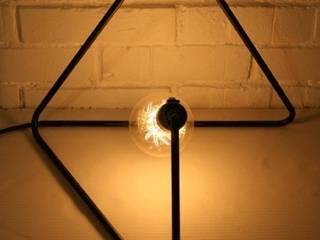Lampa TRYangle, CablePower CablePower Cuartos de estilo minimalista