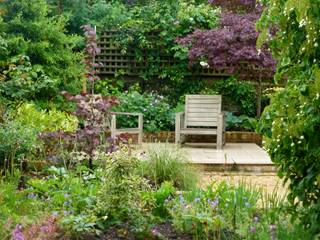 Small Traditional Garden for Victorian House, Garden Arts Garden Arts Jardins clássicos