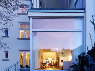 Revitalisierung Haus B. Düsseldorf, kg5 architekten kg5 architekten Дома в стиле модерн