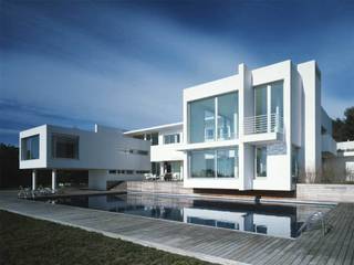 CASA EN LLAVANERAS. BARCELONA, SOLER-MORATO ARQUITECTES SLP SOLER-MORATO ARQUITECTES SLP Mediterrane huizen