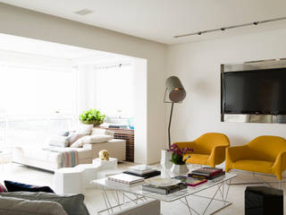 Panamby apartment DIEGO REVOLLO ARQUITETURA S/S LTDA. Salas de estar modernas