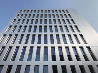 Life Cycle Tower ONE Dornbirn, Spiegel Fassadenbau Spiegel Fassadenbau Moderne Bürogebäude